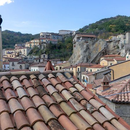 B&B Sud E Magia Castelmezzano Buitenkant foto