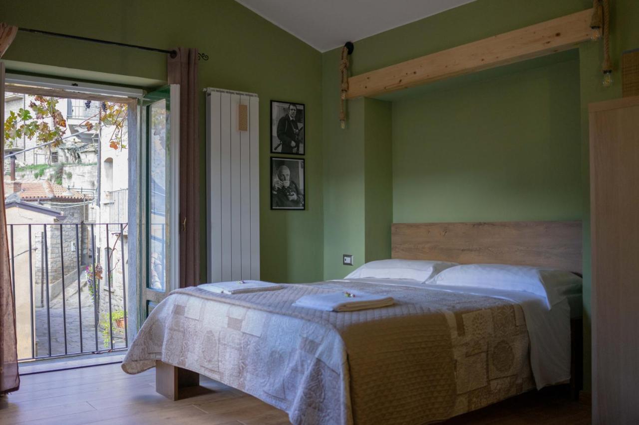 B&B Sud E Magia Castelmezzano Buitenkant foto