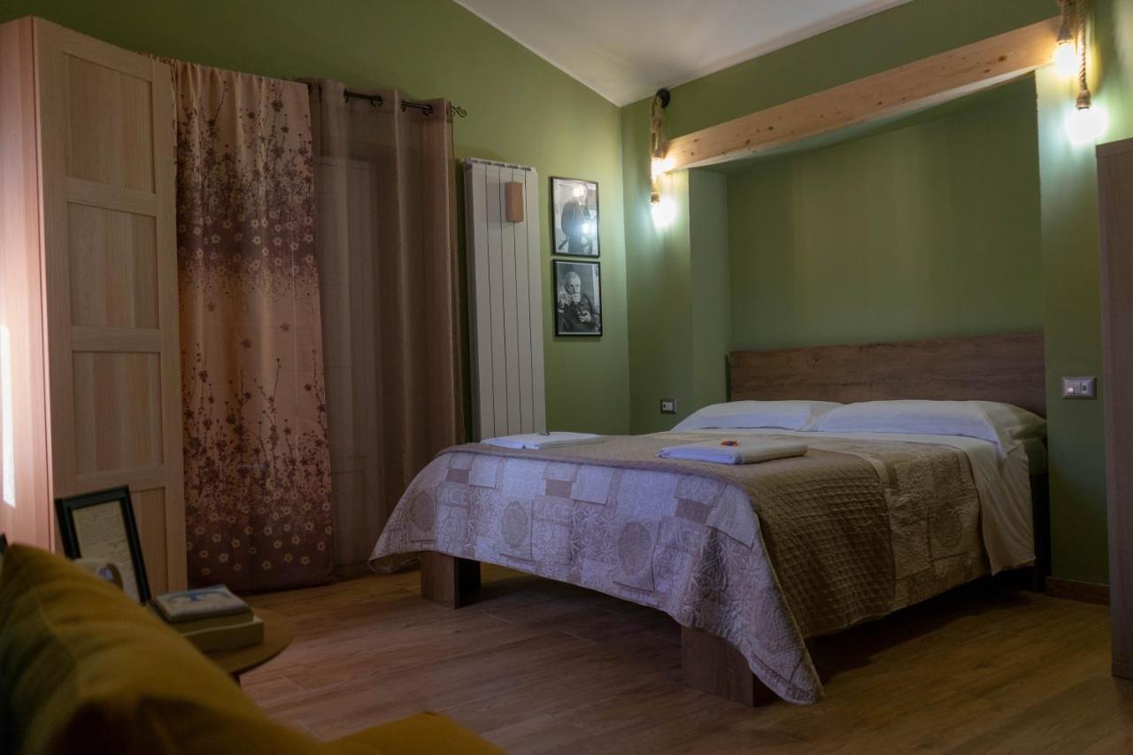 B&B Sud E Magia Castelmezzano Buitenkant foto