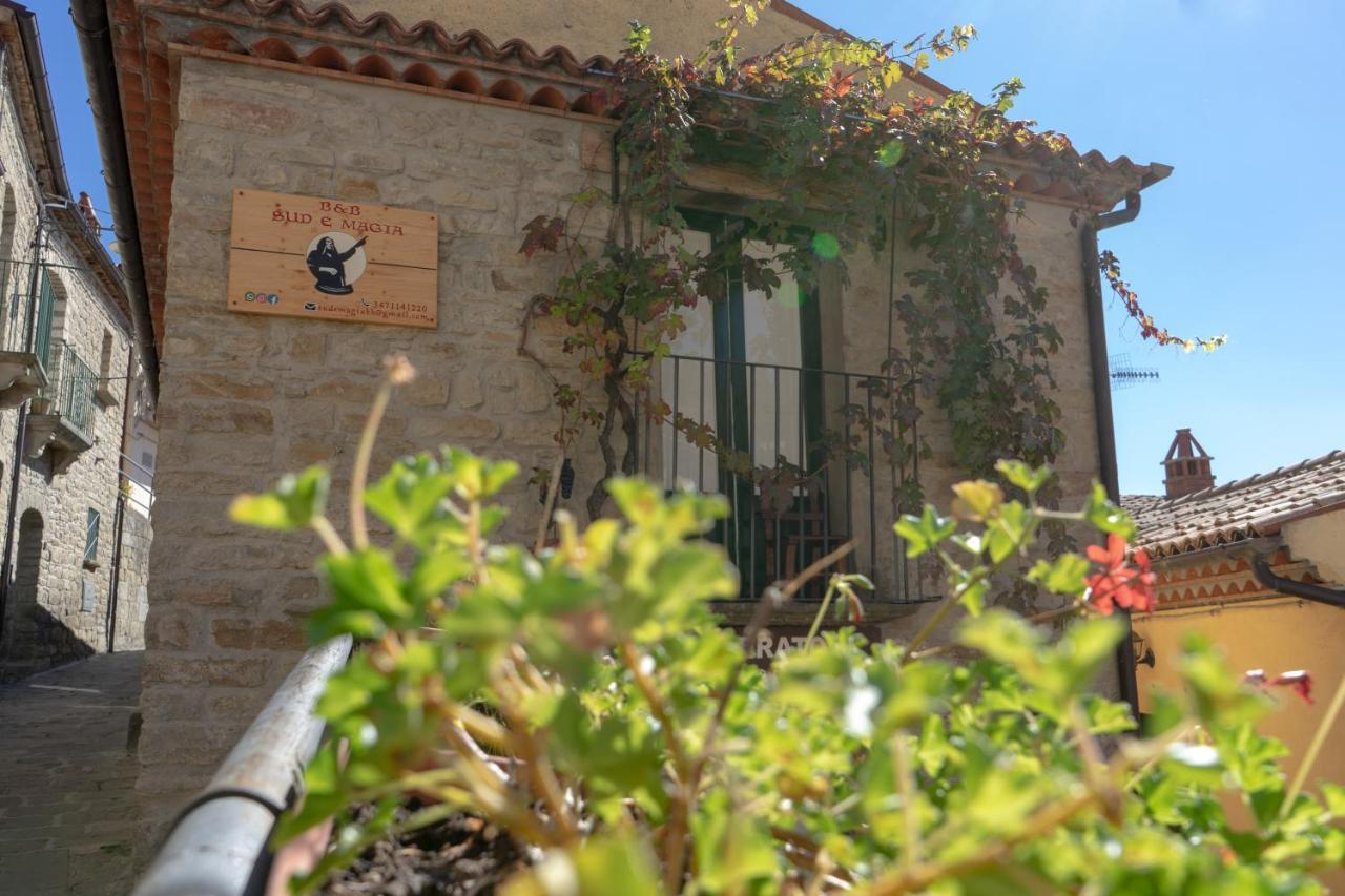 B&B Sud E Magia Castelmezzano Buitenkant foto